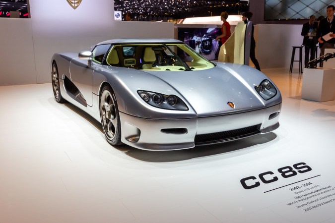 Koenigsegg CC8S fue uno de los deportivos más potentes de la época.