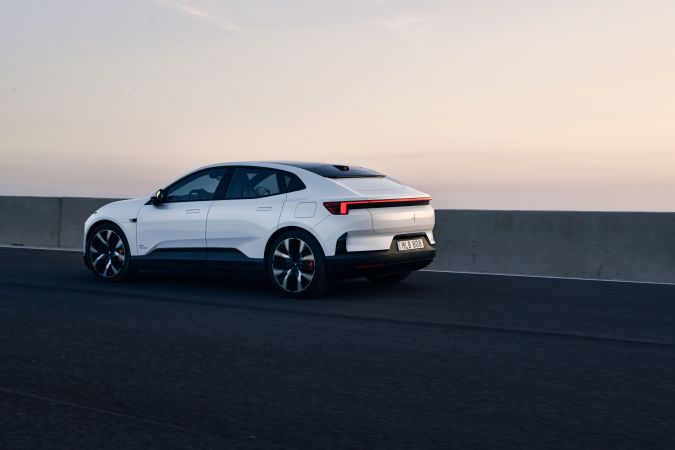 Polestar 4 se vende por un precio de $58,000 dólares.