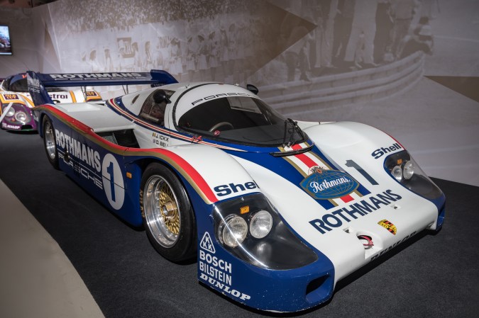 Porsche 956 fue uno de los autos más ganadores de Porsche.