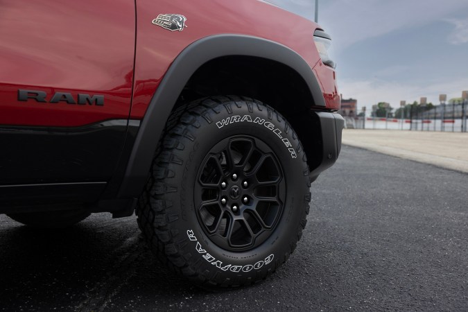 Ram 1500 2026 tendrá como opción motor HEMI V8.