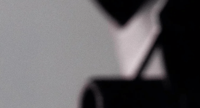 Descubre los mejores detectores de radares de 2025 para conducir sin multas.