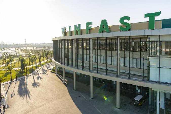 Concesionario VinFast en San Diego abre sus puertas.