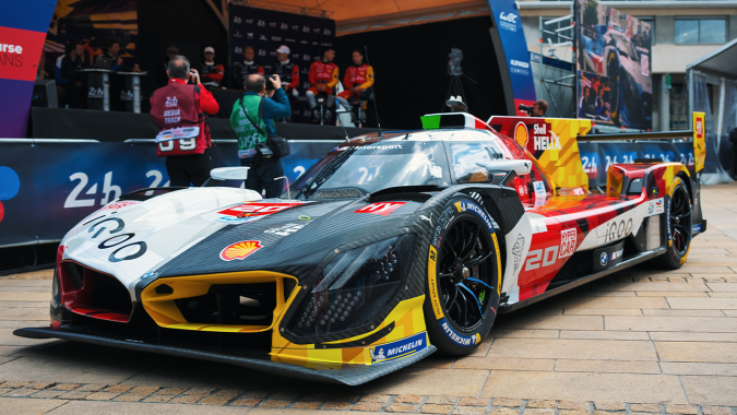 BMW Team WRT busca su segunda victoria.