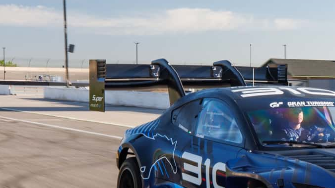 Ford Super Mustang Mach-E busca conquistar la montaña del Pikes Peak.