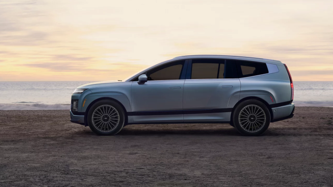 Hyundai IONIQ 9 2026 es bastante grande fisicamente.