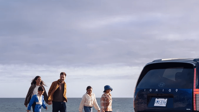 Hyundai IONIQ 9 2026 es ideal para salir fuera de la ciudad.