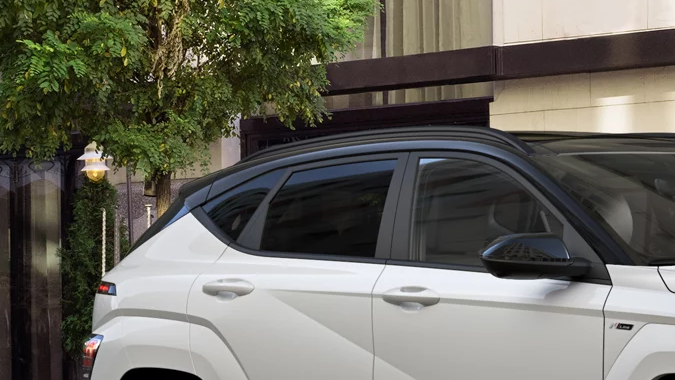 Hyundai Kona EV logra un buen espacio interior con tecnología de última generación.