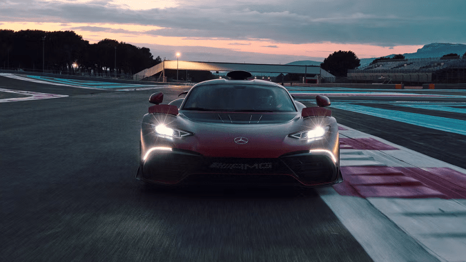Mercedes-Benz AMG One es un auto de carreras homologado para calle.