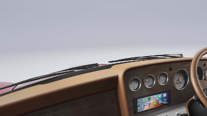 WP Callum Mini restomod tiene un interior moderno y retro.