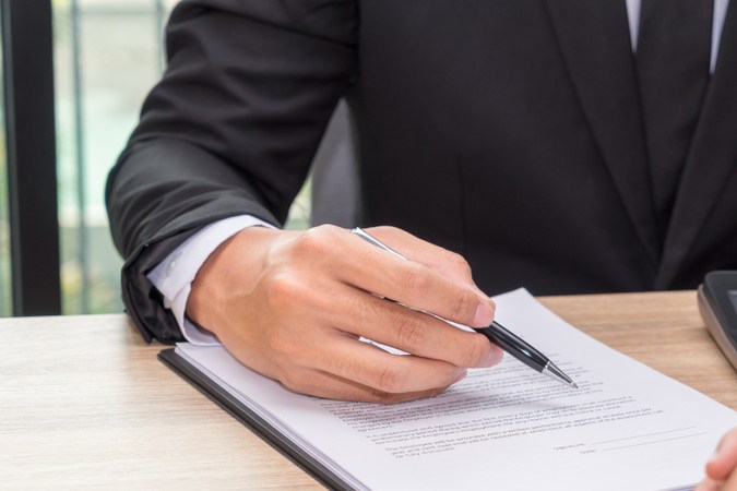 ¿Por qué suben los incumplimientos en préstamos de autos en América?