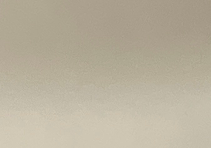 Placas de auto con etiqueta de registración vencida