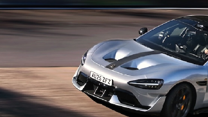 Xiaomi SU7 Ultra supera al Rimac Nevera como el auto eléctrico más rápido.