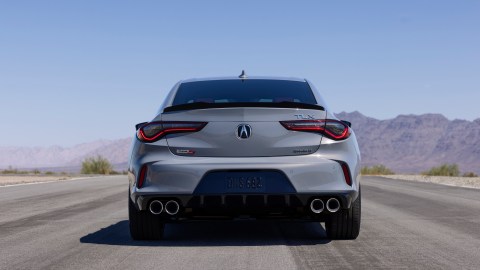 Acura TLX 2025: El fin de un ícono en el mundo de los sedanes de lujo.