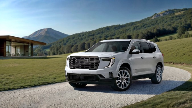 GMC Acadia Denali Ultimate 2026 tiene detalles que suman más lujo.