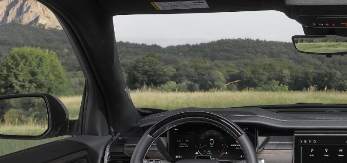 GMC Acadia Denali Ultimate 2026 tiene un interior de más lujo.