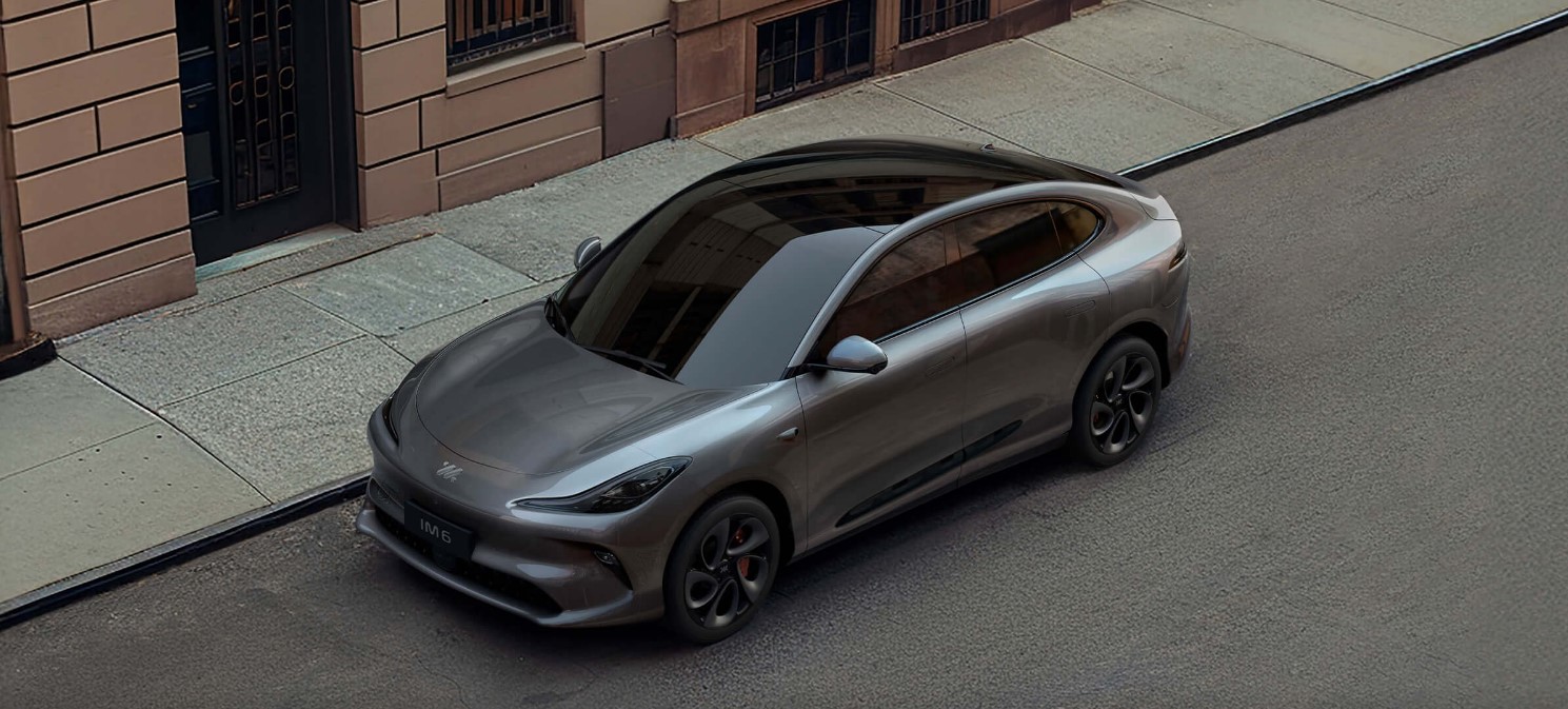 MG lanza el IM6 eléctrico con 767 hp en Goodwood Festival of Speed 2025