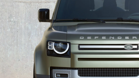 Defender 90 V8: el todoterreno icónico apuesta por la exclusividad.