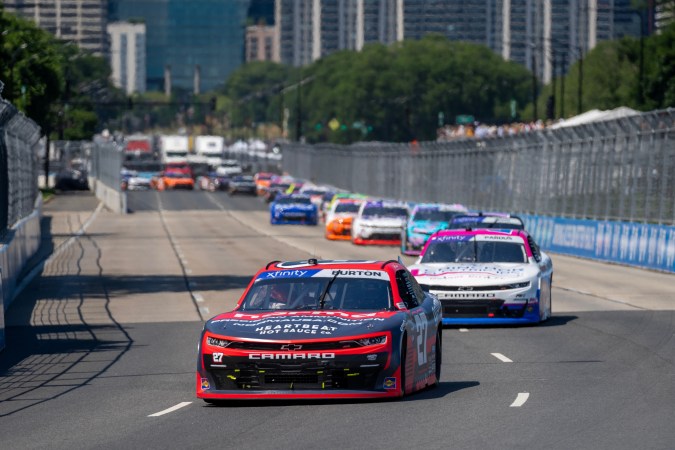 NASCAR San Diego: Un evento histórico en una base militar.