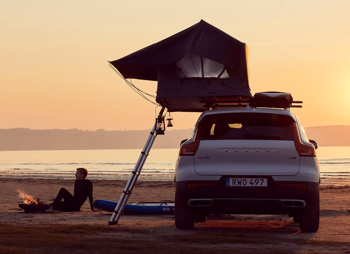 Descubre el mejor equipo para ir de camping en auto en 2025 y vive la aventura perfecta.