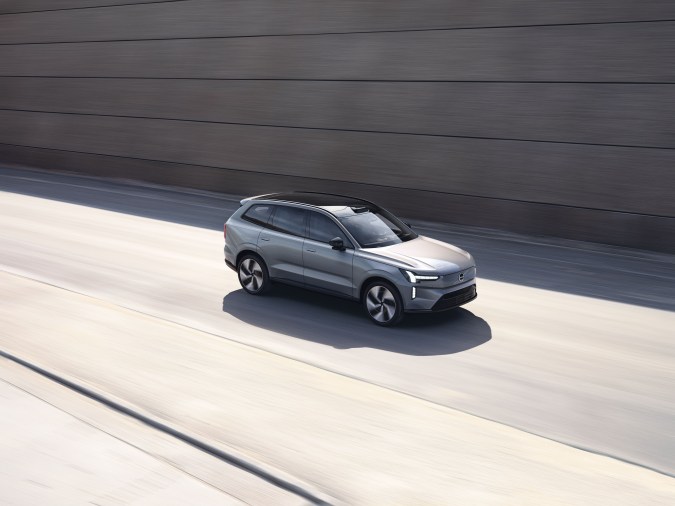 Recall de Volvo por frenos en modelos eléctricos e híbridos 2020-2026.