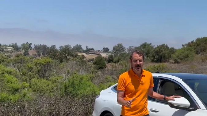 Audi A6 Sportback e-tron 2025 tiene un gran diseño estilo sedán.