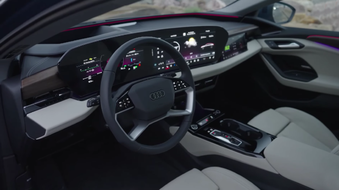 Audi A6 Sportback e-tron 2025 tiene un interior espacioso.