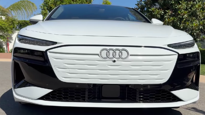 Audi A6 Sportback e-tron 2025 tiene un gran diseño aerodinámico.