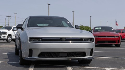 Dodge Charger Daytona EV es el primer "muscle car" eléctrico.