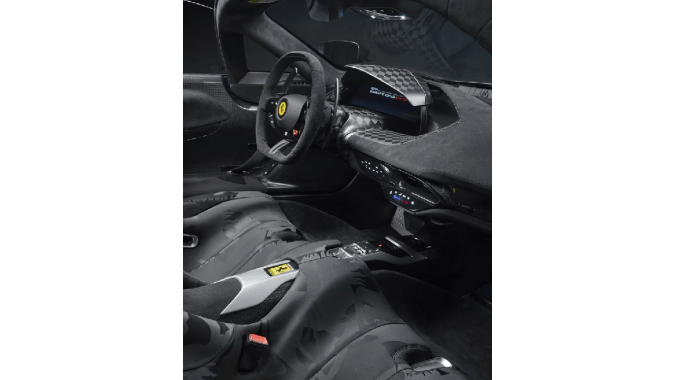 Ferrari Daytona SP3 Tailor Made tiene muchos elementos en fibra de carbono.