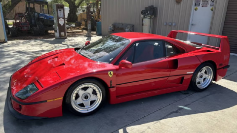 Ferrari F40 fue creado por el 40 aniversario de la marca.