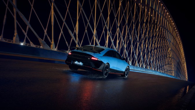 Hyundai Ioniq 6 N tiene una autonomía por más de 250 millas.