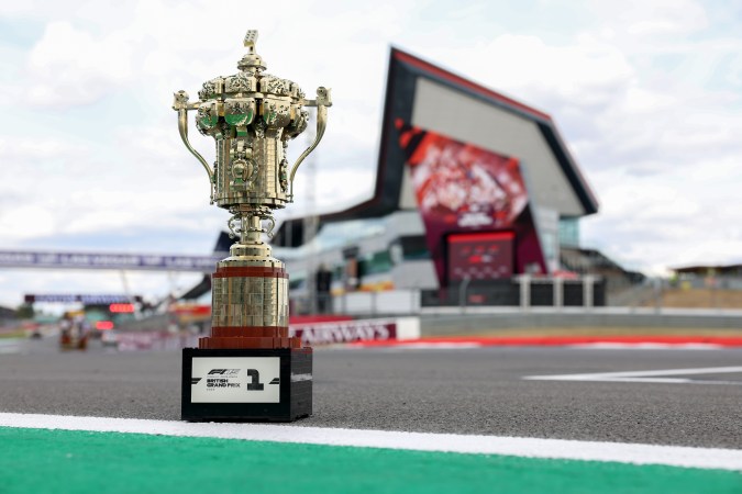 Trofeos de Lego, Gran Bretaña de Fórmula 1 es el primero que se entrega en la F1.