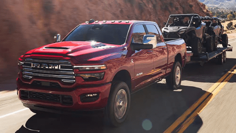 Ram 2500 Heavy Duty 2026 sigue teniendo poderosos motores a combustión.