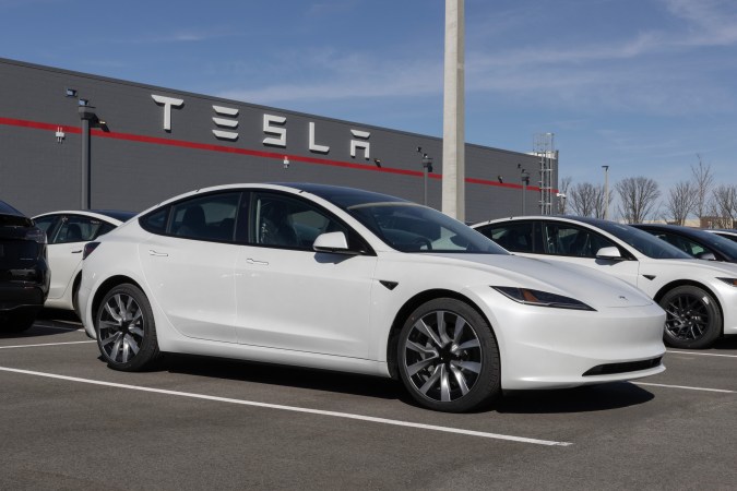 Tesla anuncia un nuevo Model Y más barato.