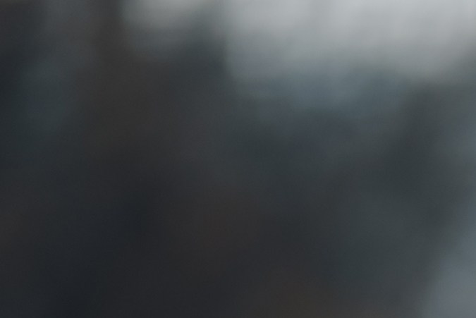 auto accidentado en el camino