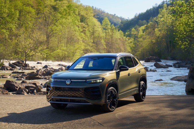 Volkswagen Tiguan 2026 presenta la versión SRL Turbo Line.