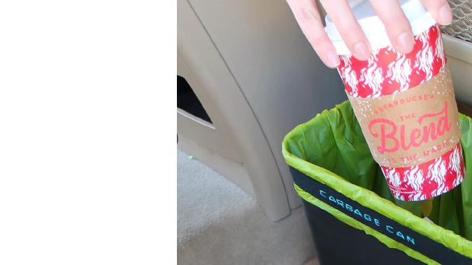 Bote de basura para autos Garbage can es elegante para todo tipo de autos.