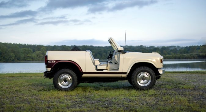 Ford Bronco Roadster OG Concept es ideal para salir a aventuras.