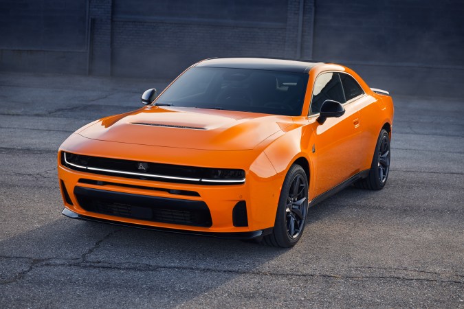 Dodge Charger ScatPack 2026 potencia de seis cilindros.