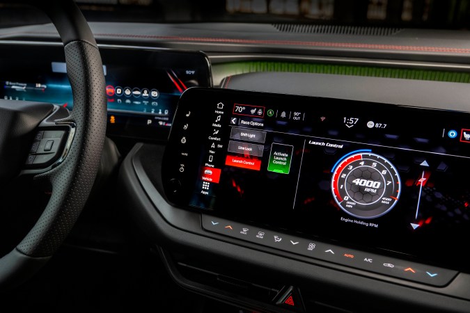 Dodge Charger ScatPack 2026 tendrá cinco modos de conducción.
