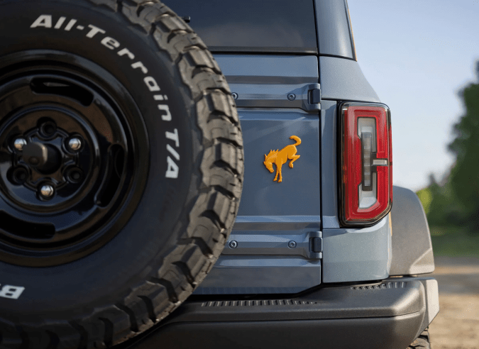 Bronco Sport Silver Lake Dunes: Un crossover listo para la aventura en dunas.