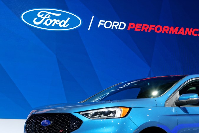 Ford Edge vs Ford Escape: compara diseño y potencia de estos SUV
