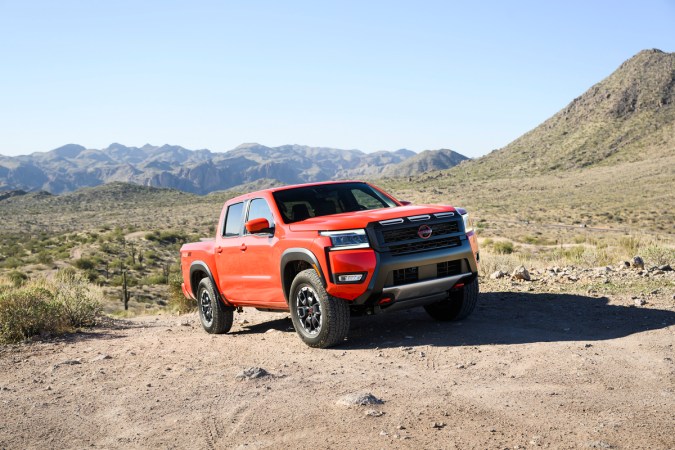 Nissan Frontier 2026 tiene varios niveles de equipamiento.