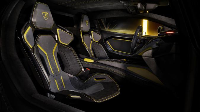 Lamborghini Fenomeno tiene materiales de alta calidad.