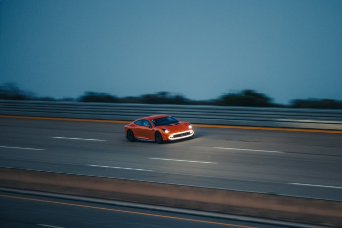 Mercedes Concept AMG GT XX rompiendo records en pista.