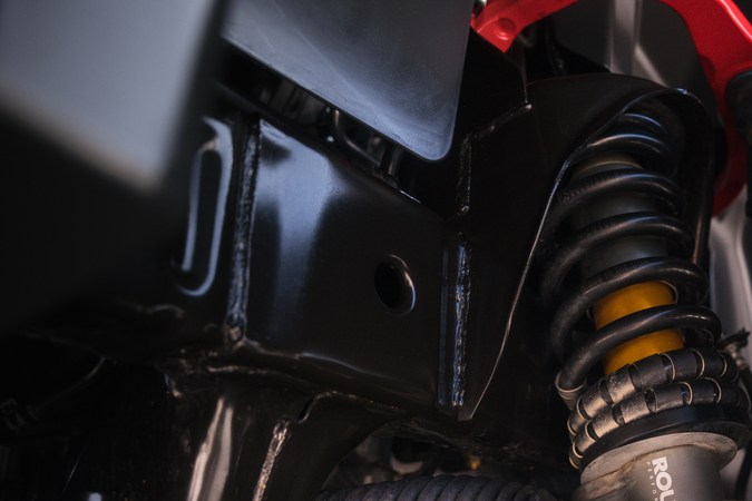 Nissan Frontier Pro-4X Roush 2026 tiene una suspensión especialmente creada para este modelo.