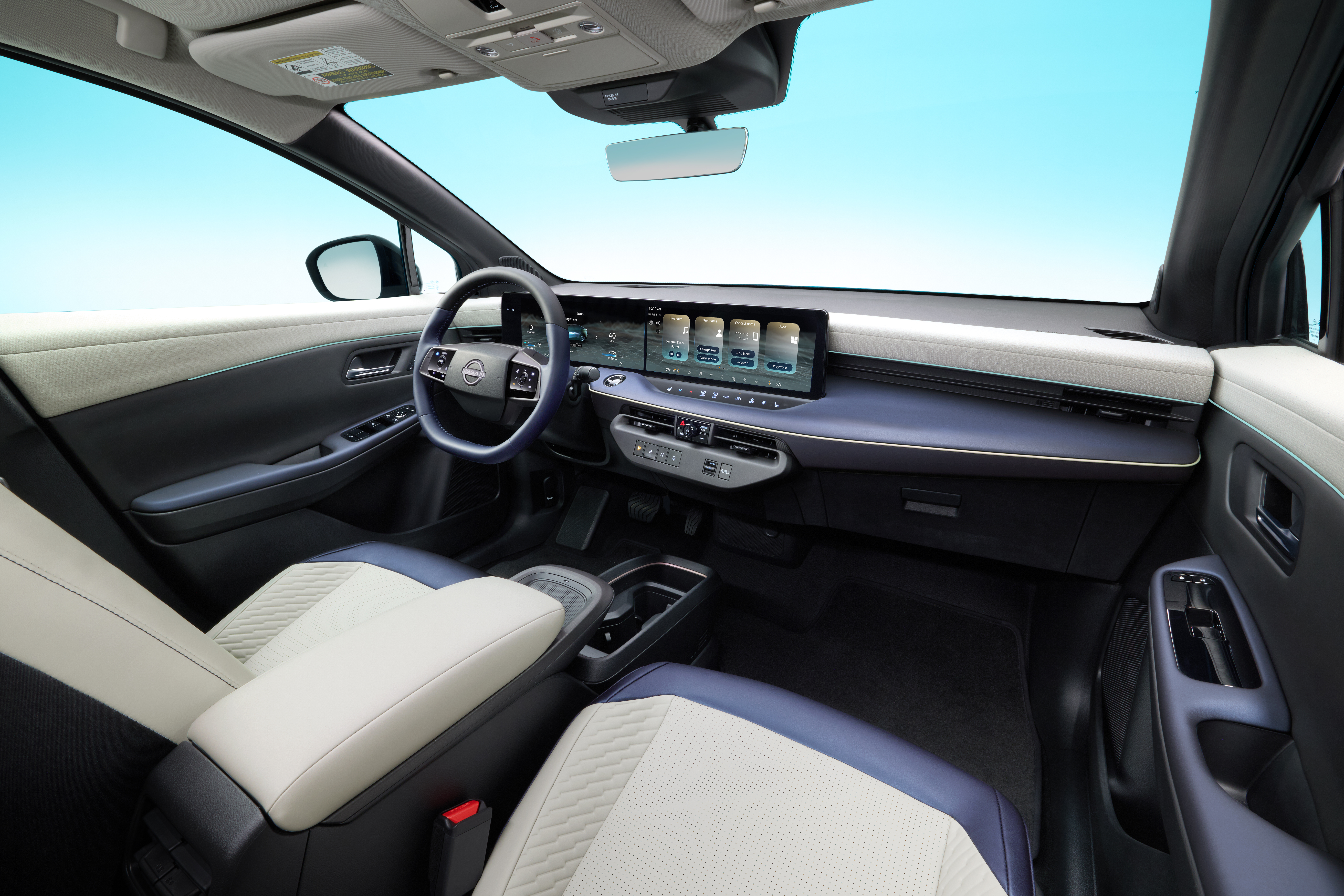 Nissan Leaf 2026 cuenta con opción a una o dos pantallas de infoentretenimiento.