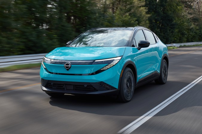 Nissan Leaf 2026 tiene varios acabados nuevos.