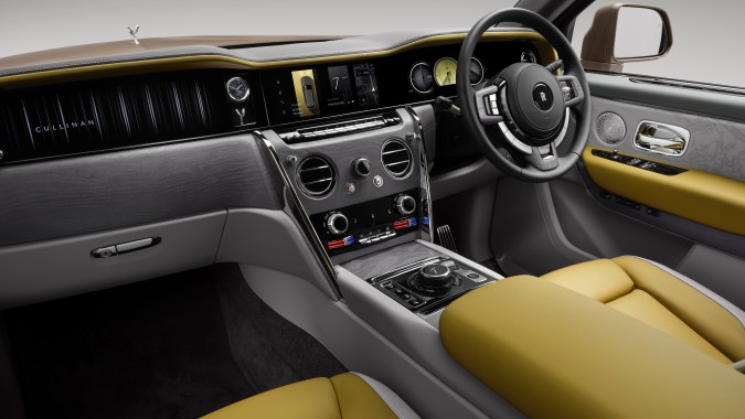 Interior rolls-royce-cullinan