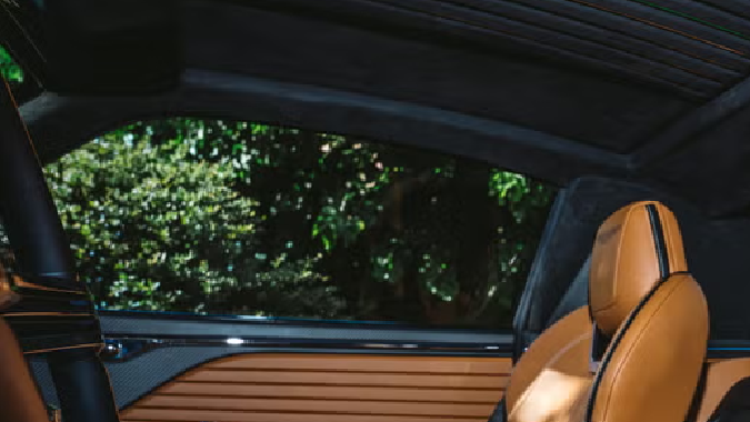 Ringbrothers Octavia usa un interior elegante.